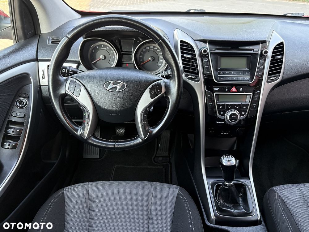 Hyundai i30 - 11