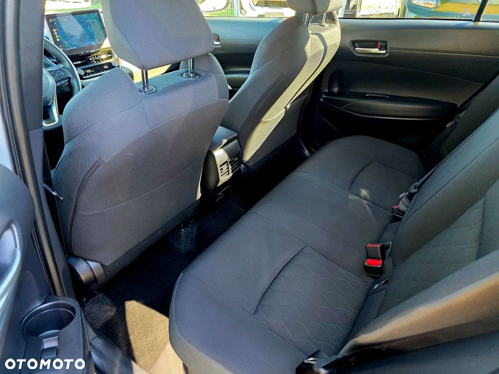 Toyota Corolla Cross - 20