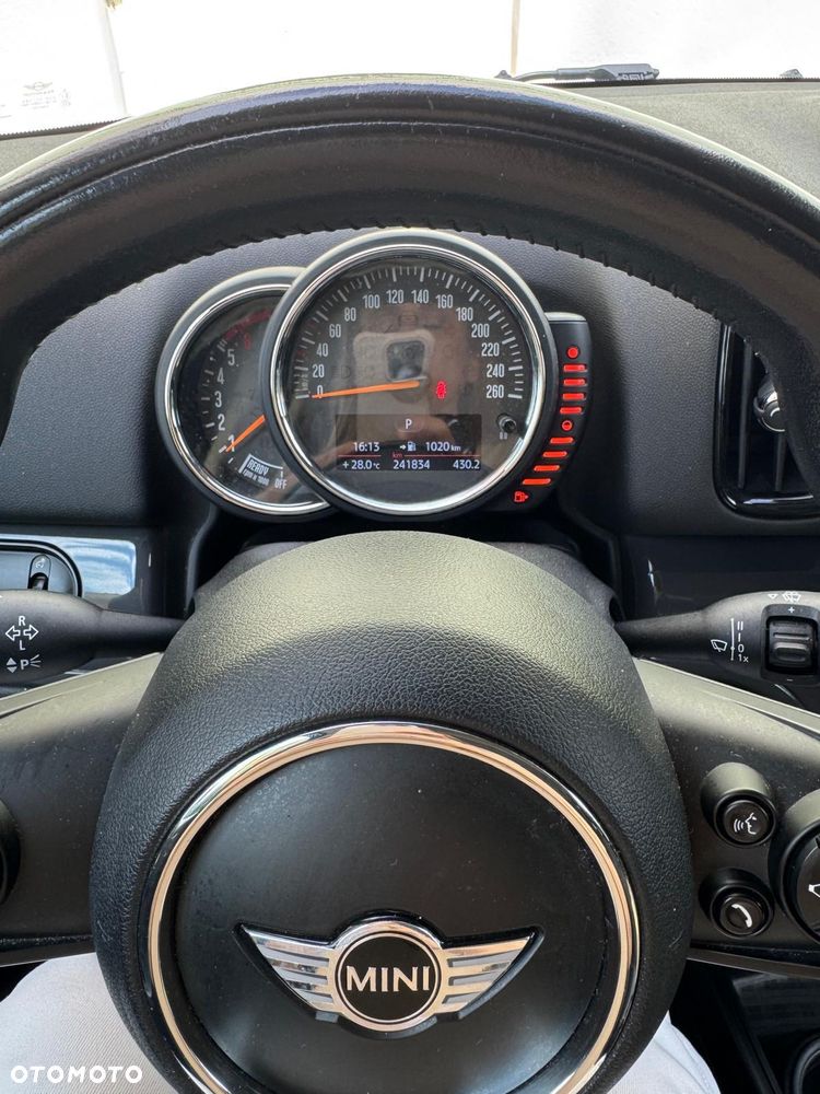 MINI Countryman Cooper D ALL4 - 6