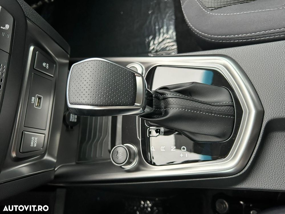 KG Mobility Tivoli - 8