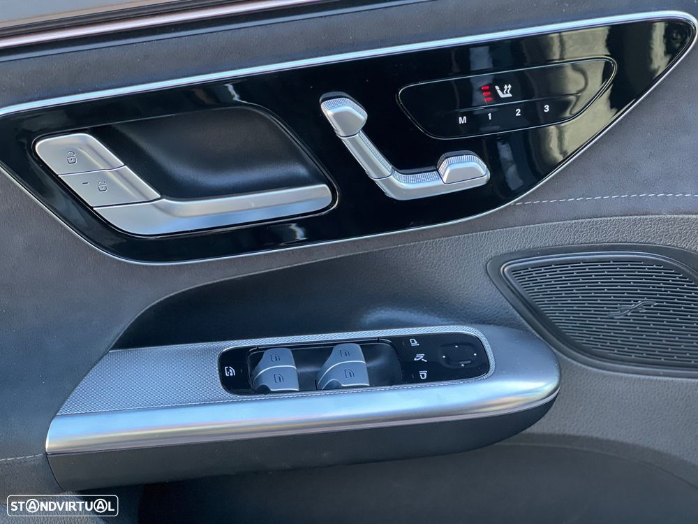 Mercedes-Benz EQE 300 AMG Line - 12