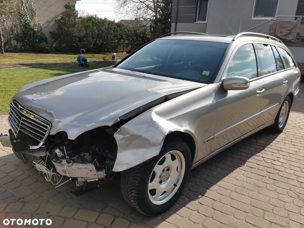 Mercedes-Benz Klasa E - 9