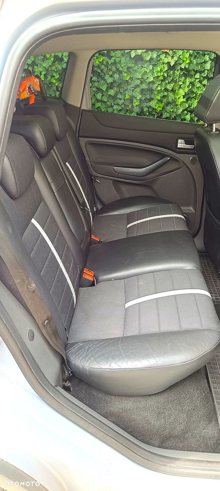 Ford Kuga 2.5 Titanium - 15
