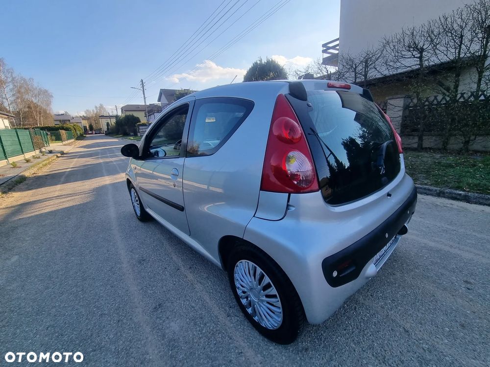 Peugeot 107 1.0 Happy - 9