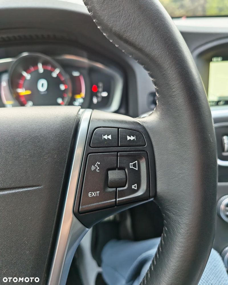 Volvo V60 Cross Country D4 Geartronic Summum - 21