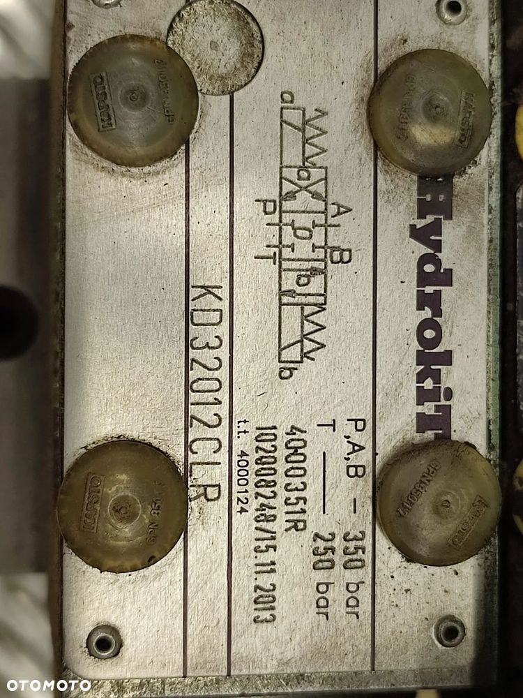 Blok zaworów kierunkowych 935 82971 PARKER DENISON - 14