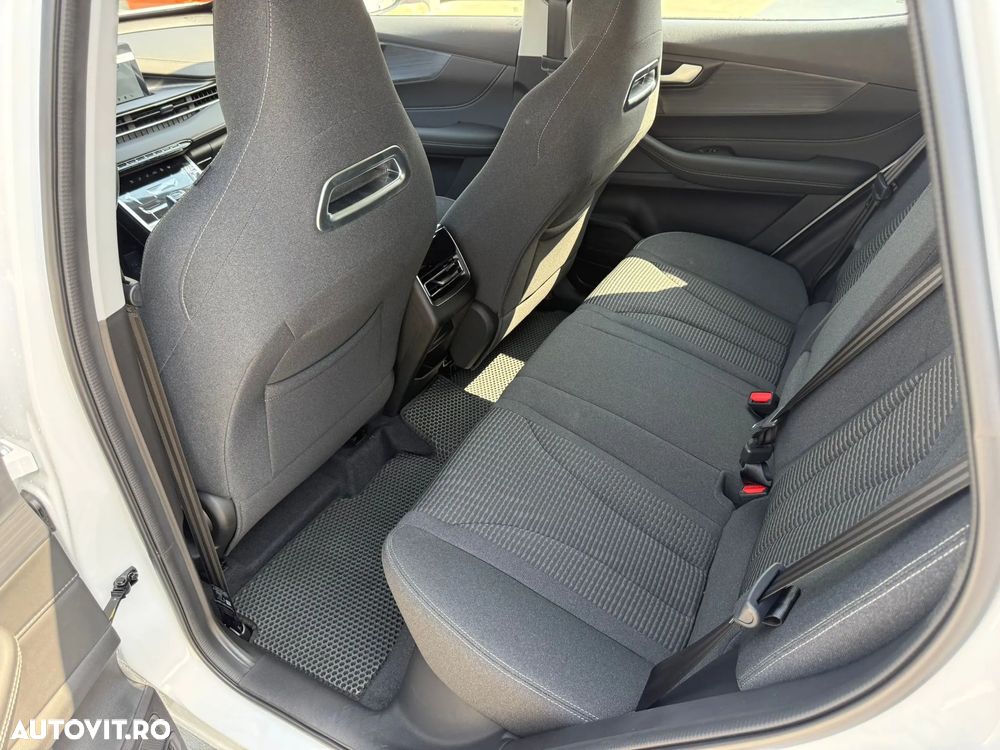 Chery Tiggo 4 1.5 TGDI DHT HEV Comfort - 26