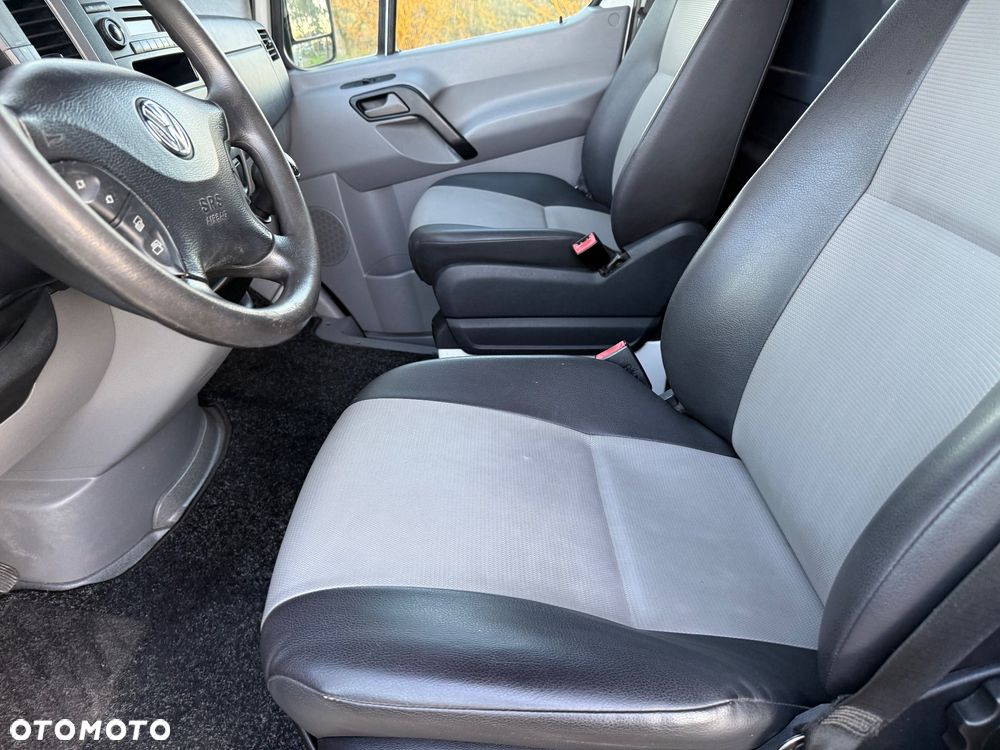 Volkswagen Crafter - 11