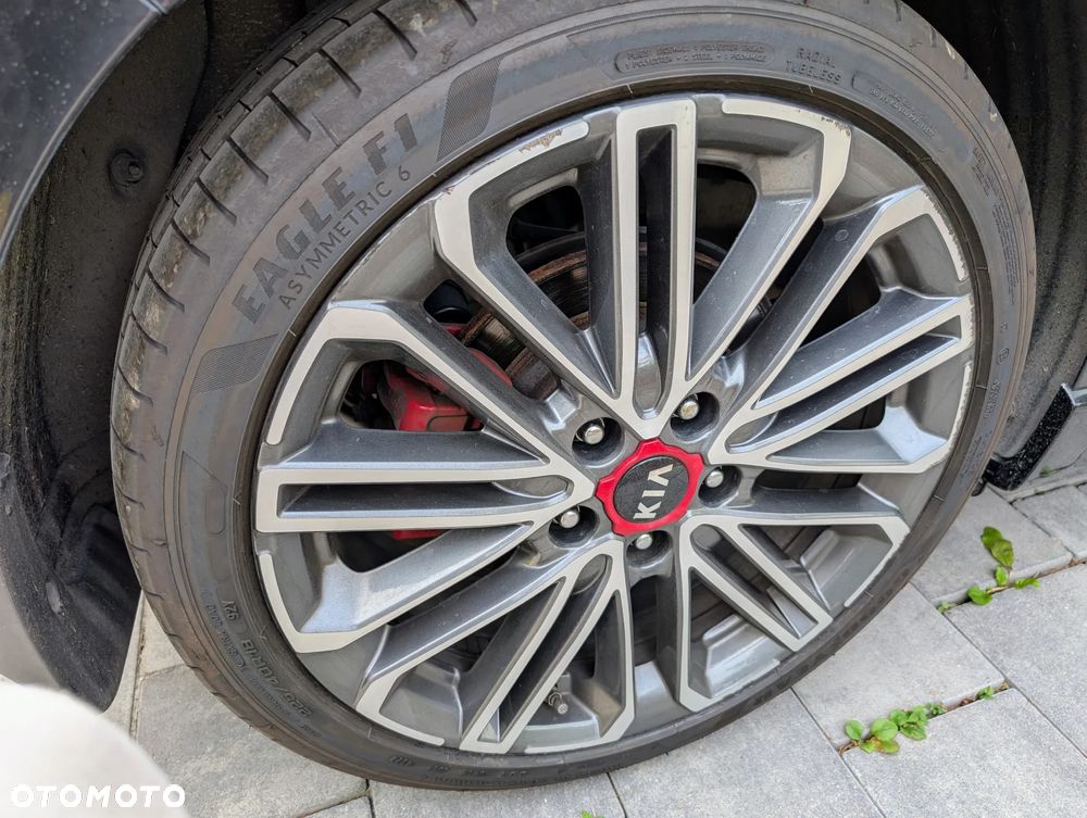 Kia Ceed 1.6 T-GDI GT - 20