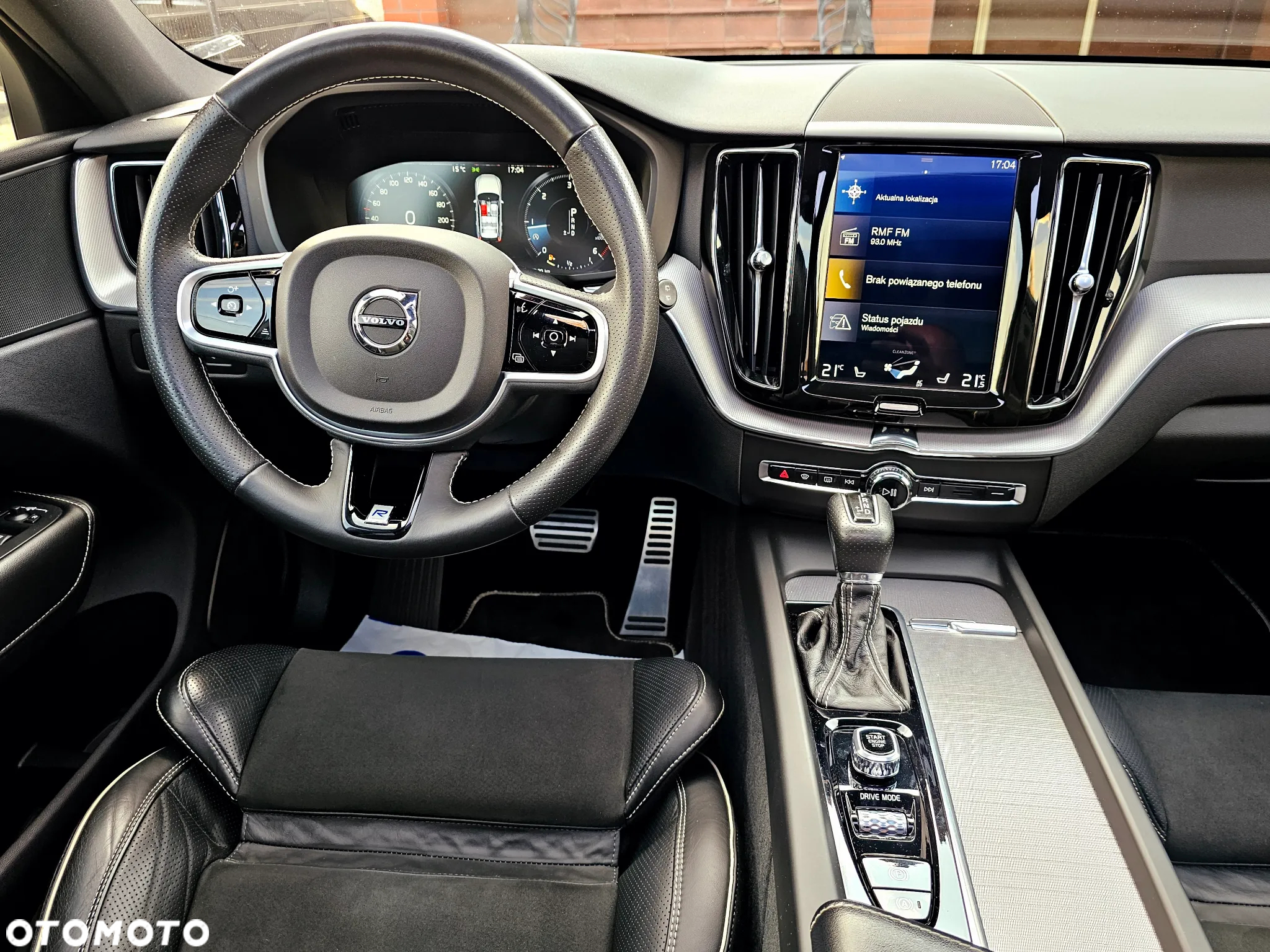 Volvo XC 60 D5 AWD Geartronic RDesign - 31