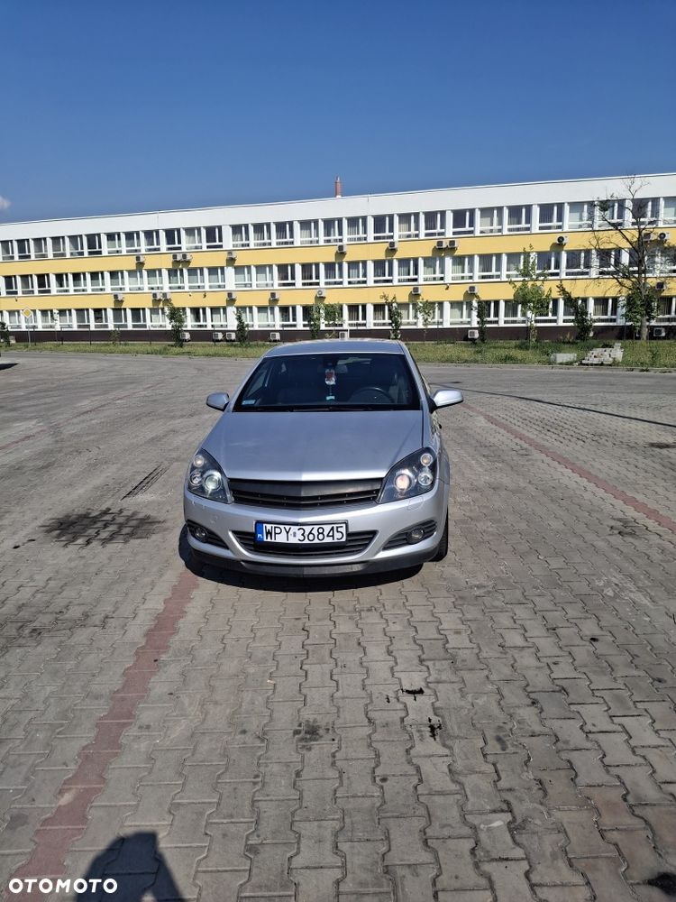 Opel Astra - 2
