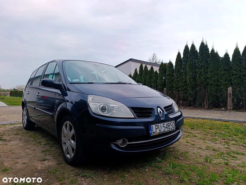 Renault Scenic 2.0 dCi Emotion - 1
