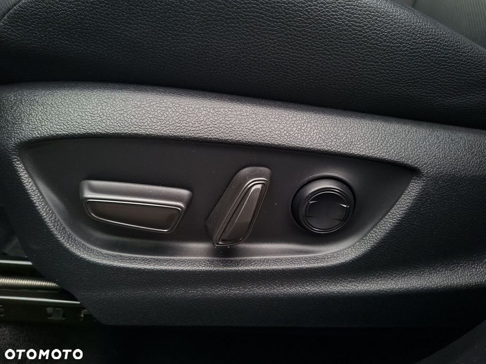 Toyota C-HR 1.8 Hybrid Executive - 23