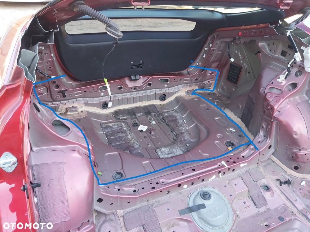 Toyota Prius IV 1,8 xw50 pas tylny wanna podłoga - 12