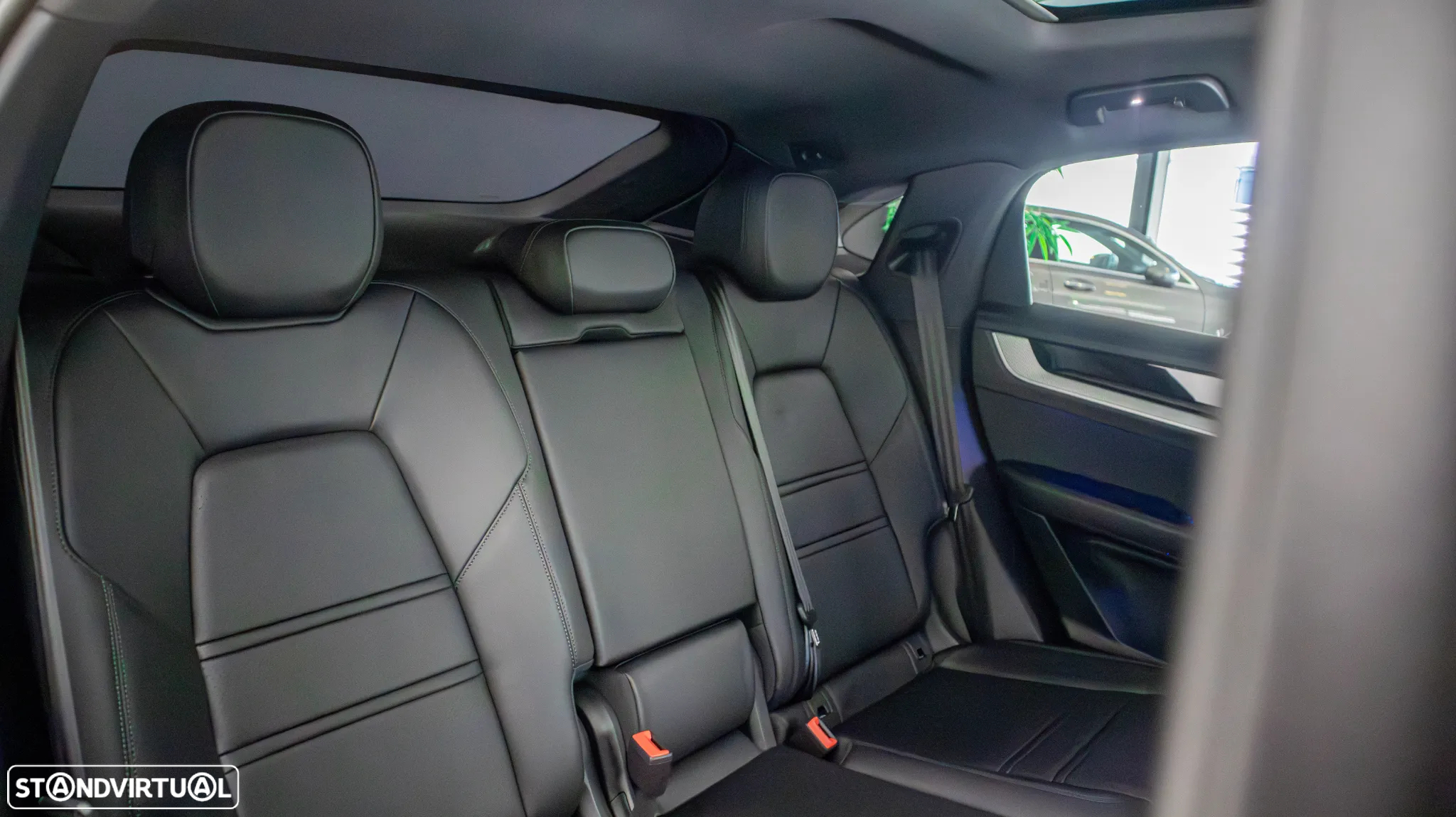 Porsche Cayenne Coupé E-Hybrid - 11