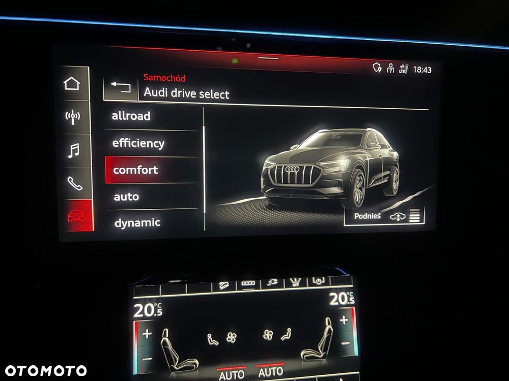 Audi Q8 Sportback e-tron 55 quattro S line - 8