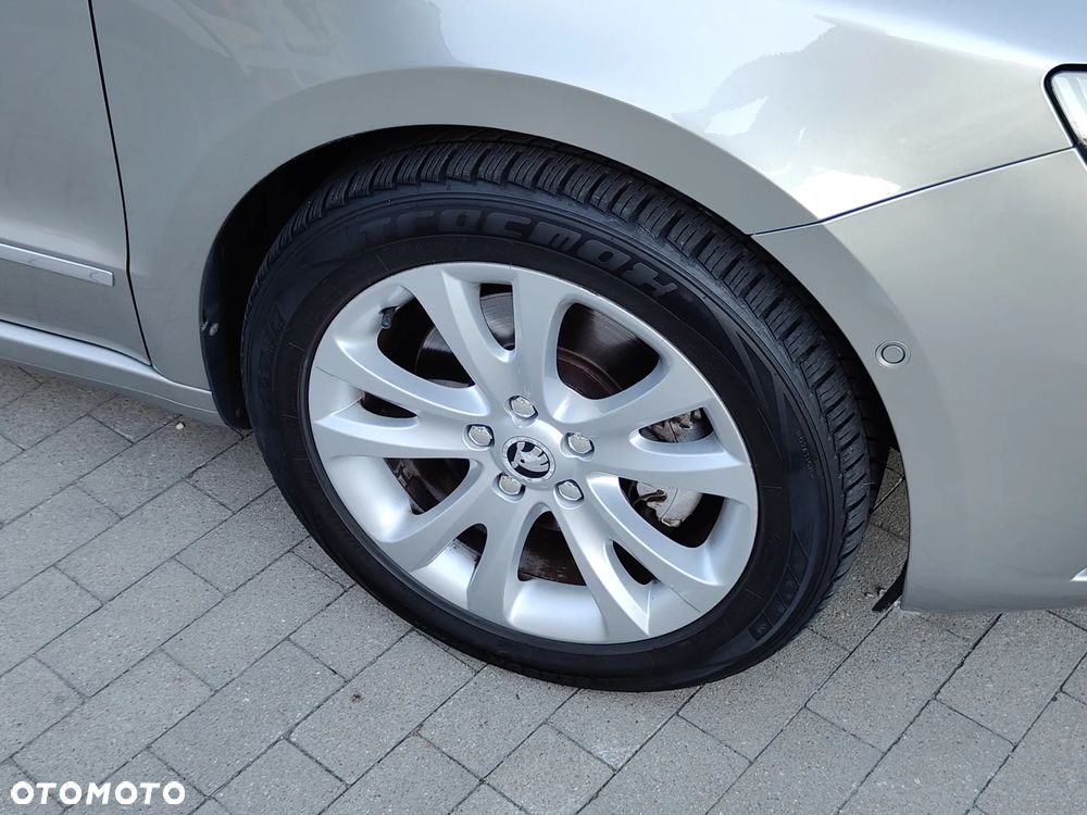 Skoda Superb 1.8 TSI Elegance - 24
