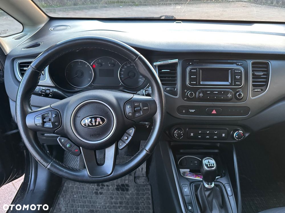 Kia Carens 1.7 CRDi Business Line 7os - 11