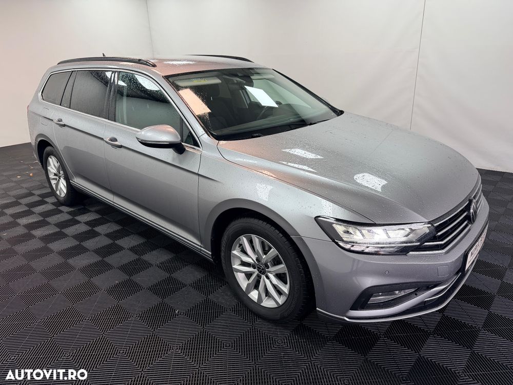 Volkswagen Passat 2.0 TDI DSG Comfortline - 8