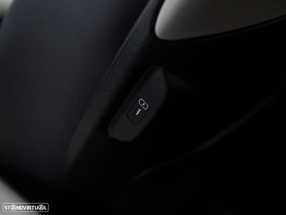 Kia EV4 81.4 kWh GT-Line - 29
