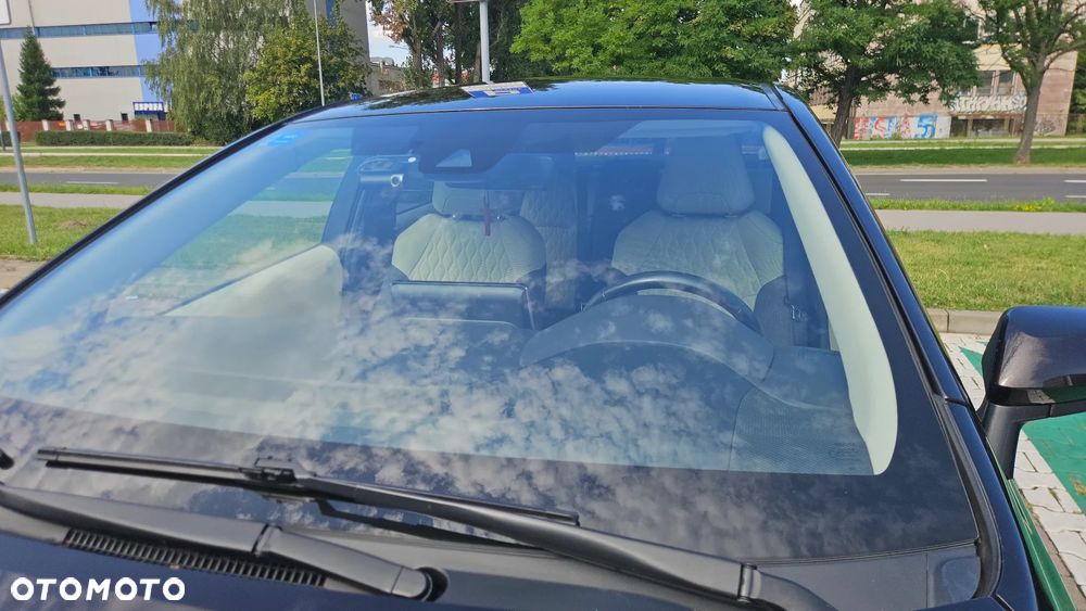 Toyota Corolla - 5