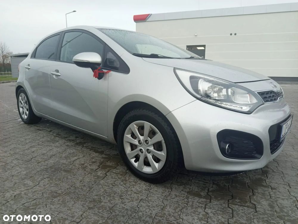 Kia Rio 1.1 CRDI Business Line - 10
