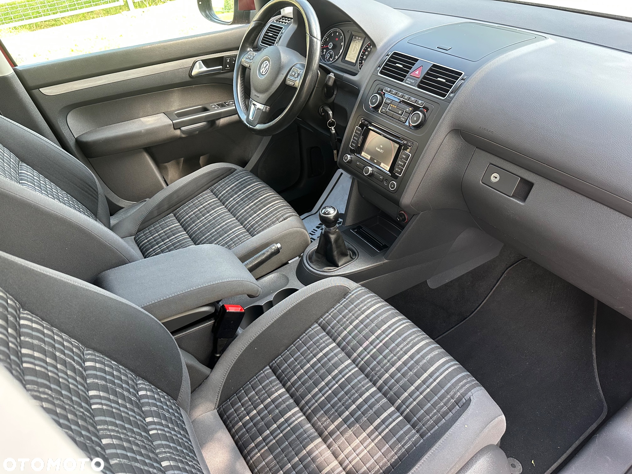 Volkswagen Touran 1.4 TSI Cross - 10