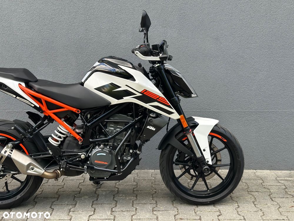 KTM Duke 125 - 10