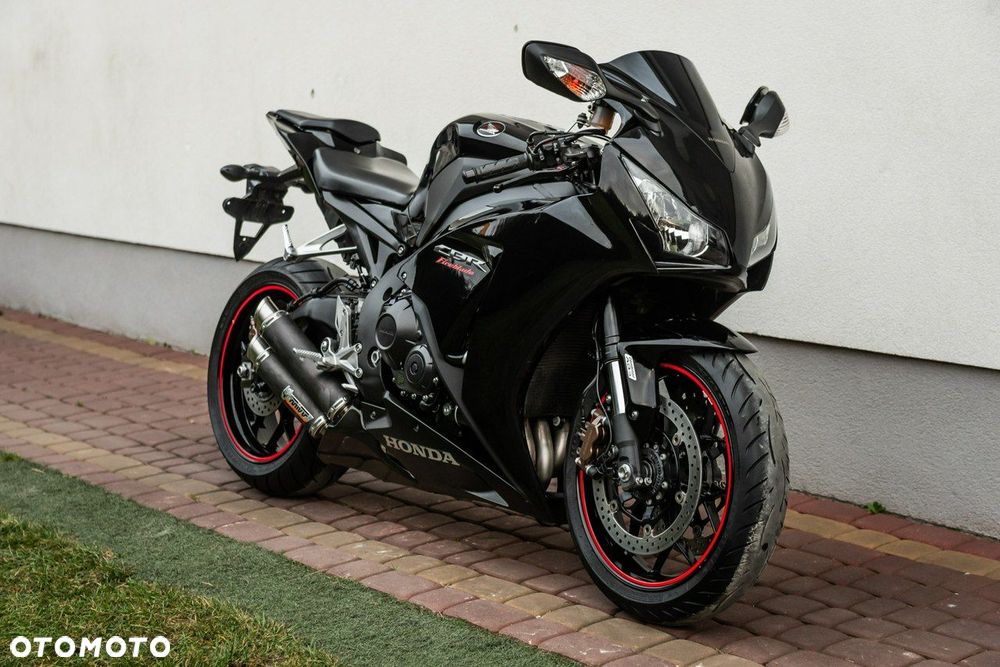 Honda CBR - 1