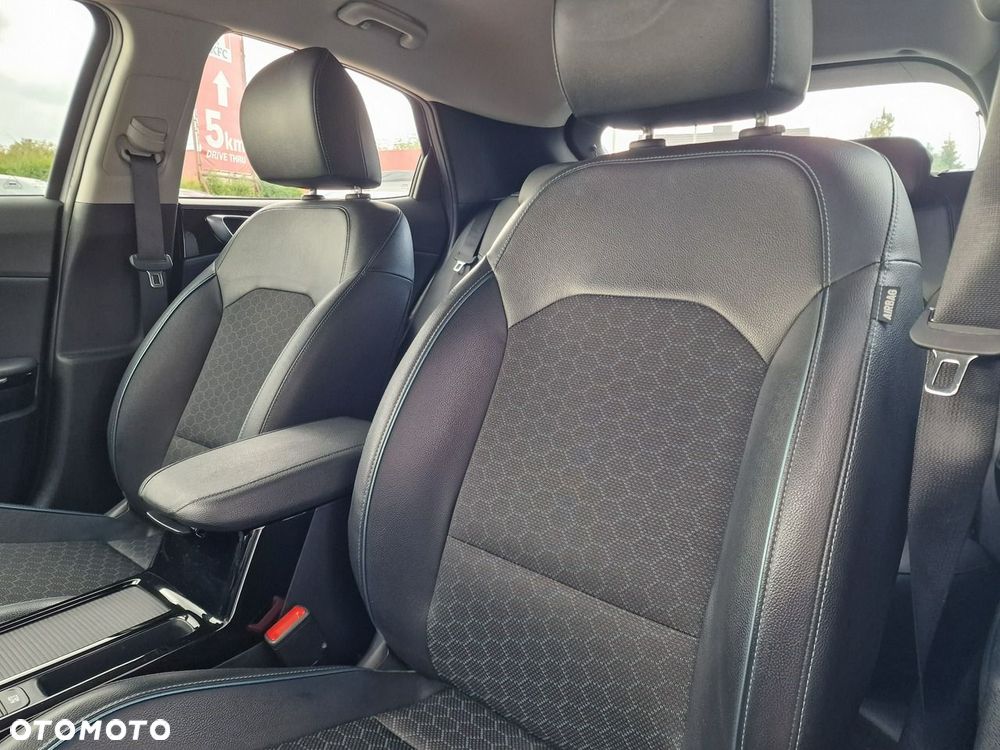 Kia XCeed 1.6 CRDi mHEV L Business Line DCT - 17