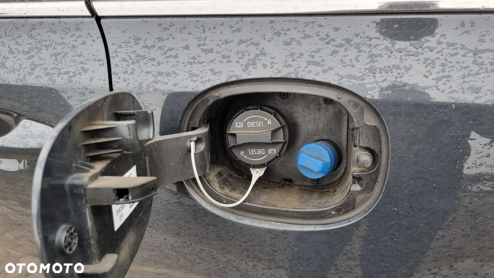 Kia Ceed 1.6 CRDi Eco-Dynamics+ (48V Mild-Hybrid) DCT7 GT Line - 36