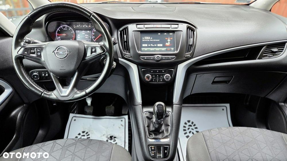 Opel Zafira 1.6 T 120 Lat S&S - 21