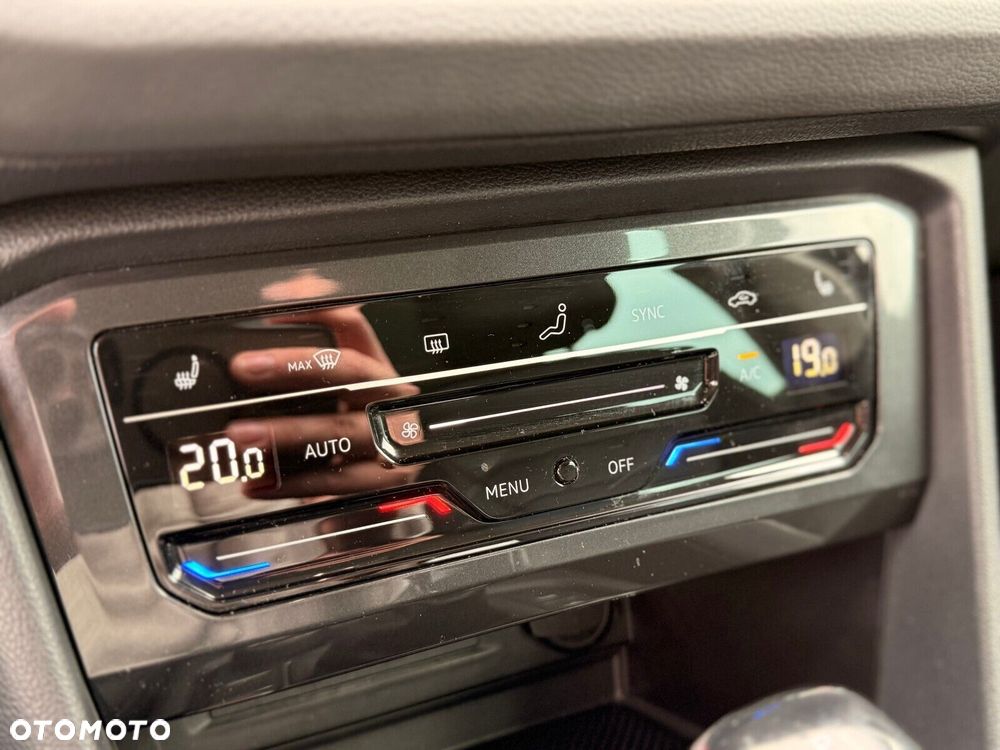 Volkswagen Tiguan 2.0 TSI 4Mot Elegance DSG - 25