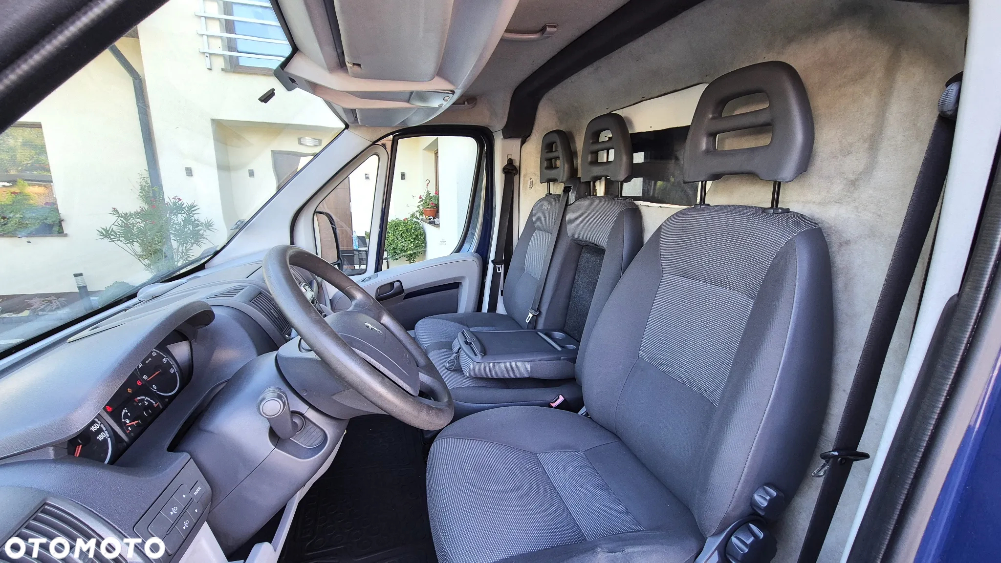 Peugeot BOXER z klimatyzacją - 12