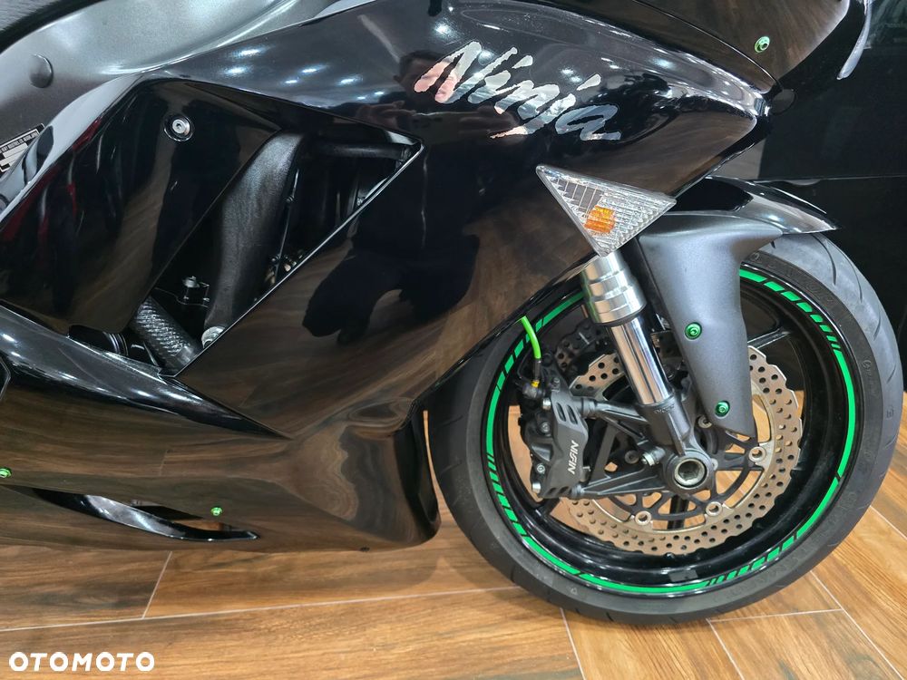 Kawasaki Ninja - 11