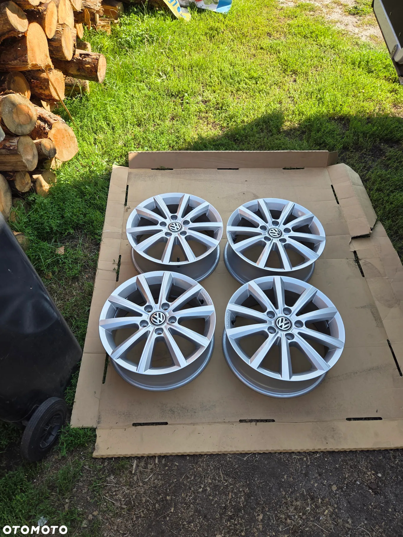 Felgi Aluminiowe VW Golf T-Roc Sportvan 16 Cali 6Jx16H2 ET 48 5G0071496B 5G0073566G - 2