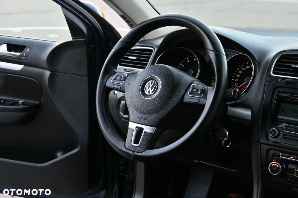 Volkswagen Golf 1.4 TSI Highline - 27