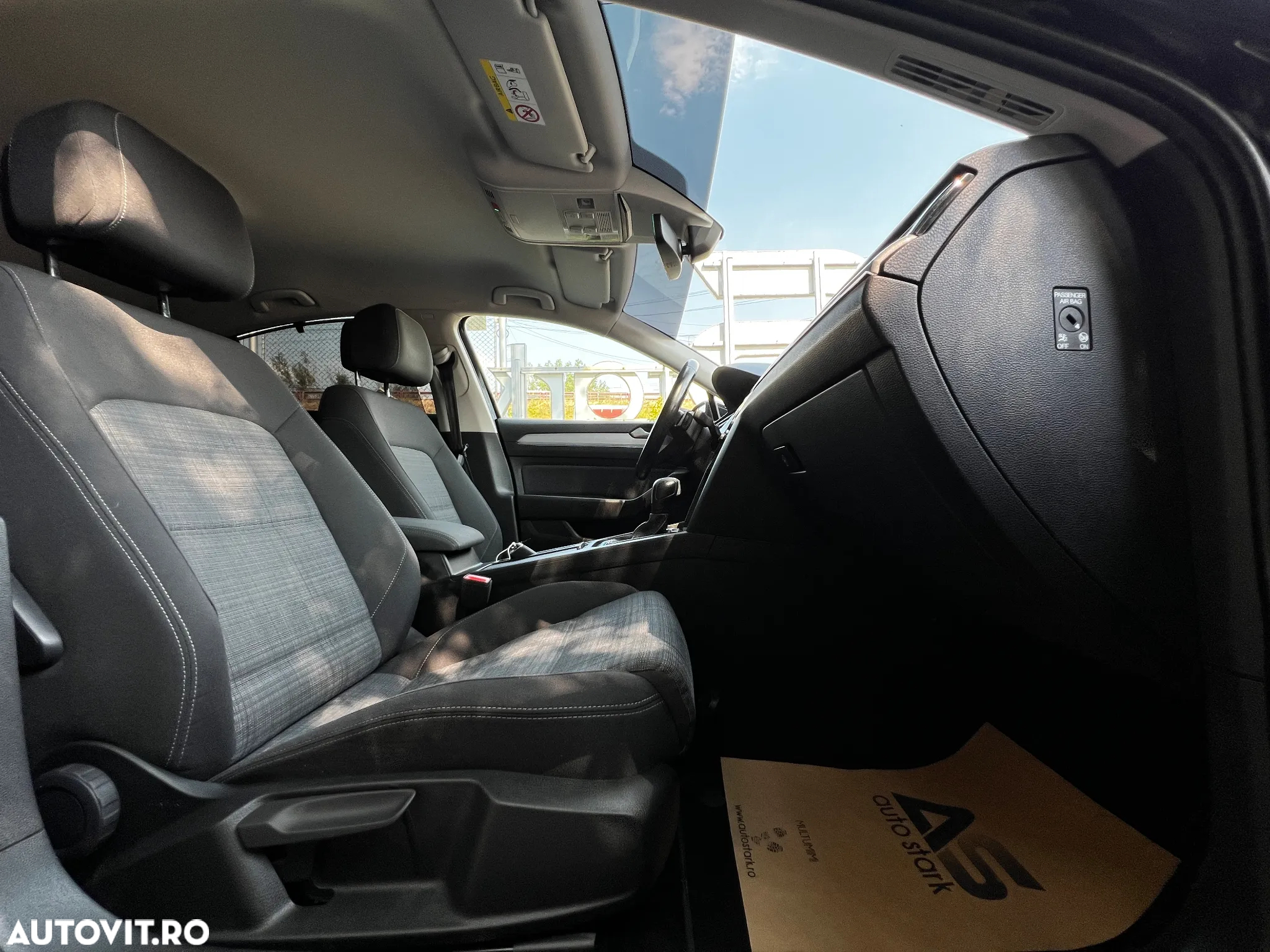 Volkswagen Passat 1.6 TDI DSG Comfortline - 20