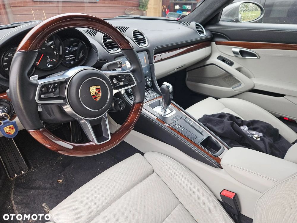 Porsche 718 Cayman PDK - 4