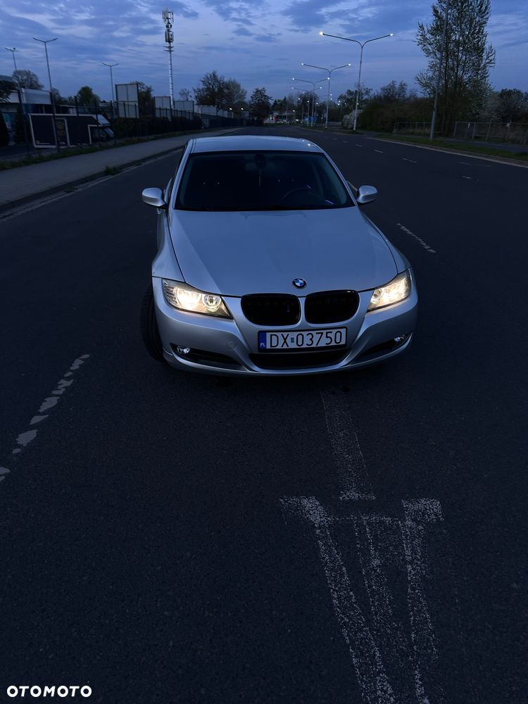 BMW Seria 3 320d DPF - 6