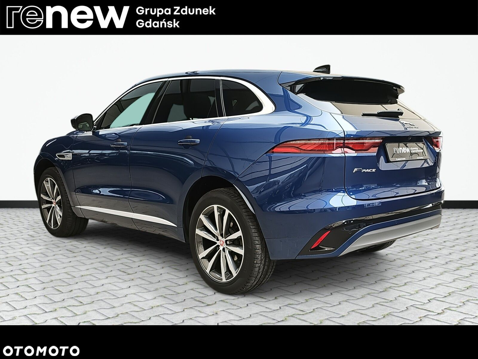 Jaguar F-Pace - 8