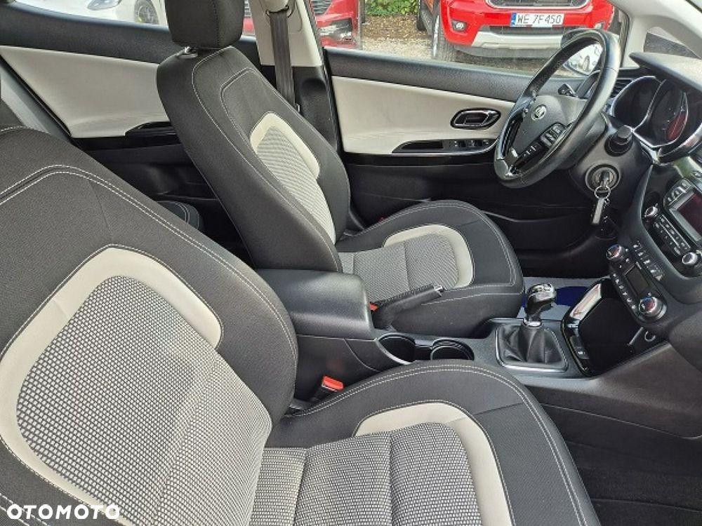 Kia Ceed - 19