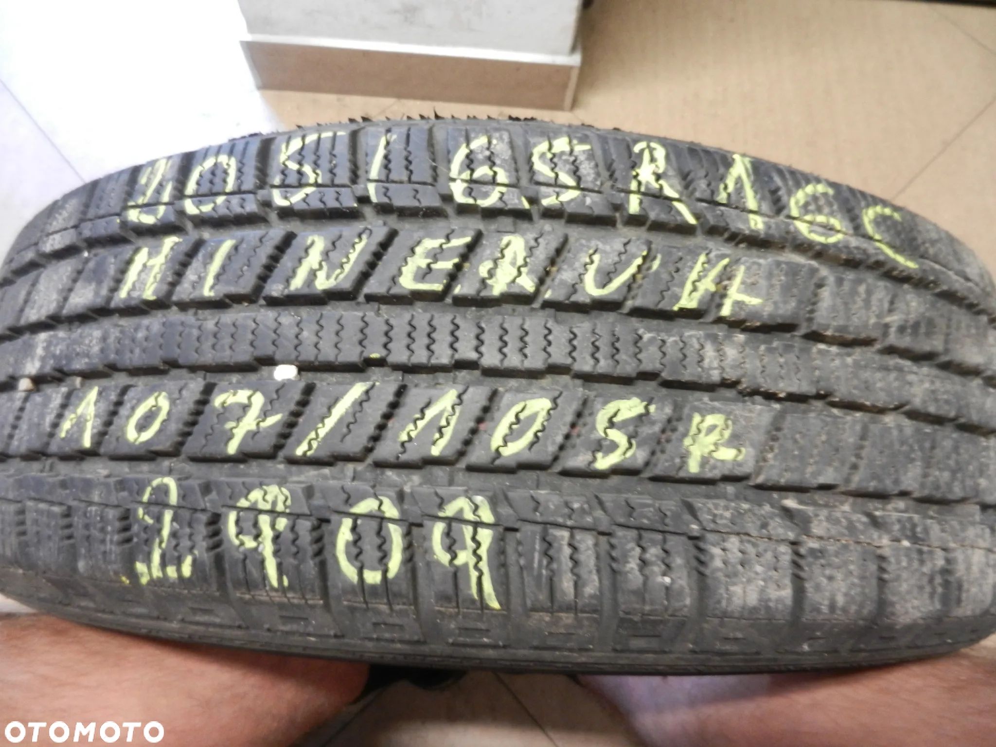 Opona pojedyńcza 205/65r16c minerva ice plus s110 7,7mm zima - 1