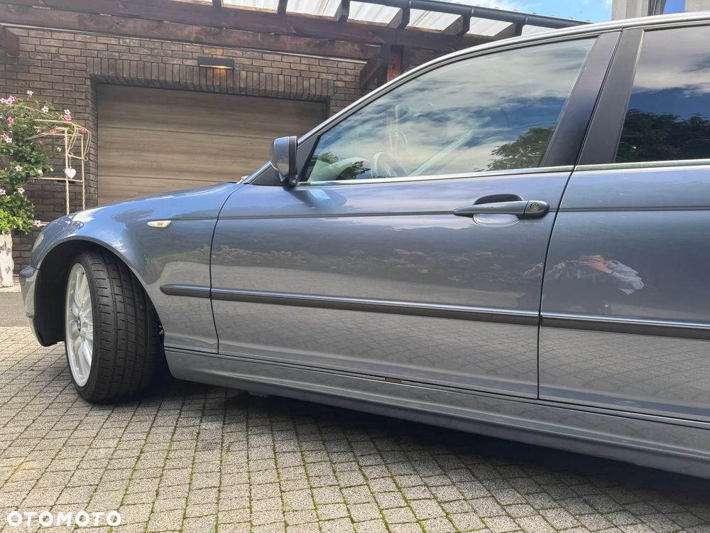 BMW Seria 3 330i - 15