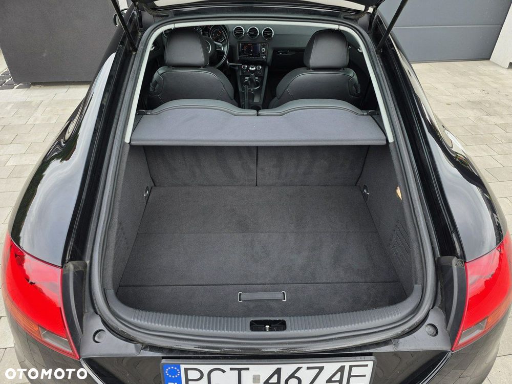 Audi TT Coupé - 12