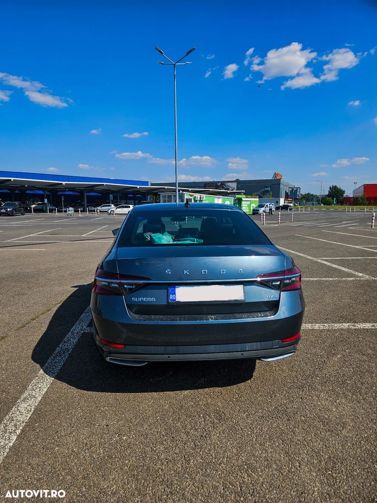 Skoda Superb 2.0 TDI 4x4 DSG Premium Edition - 6