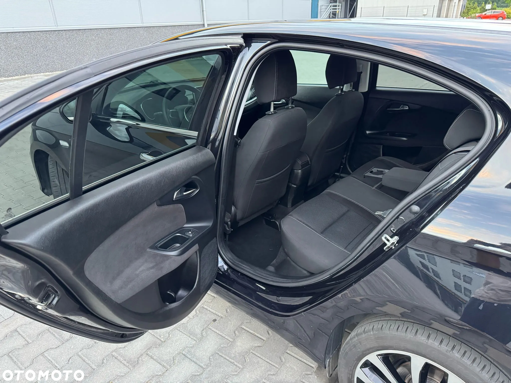 Fiat Tipo 1.6 MultiJet 16v Lounge - 27