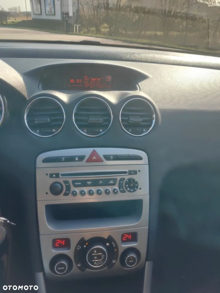 Peugeot 308 1.6 e-HDi Active S&S - 14