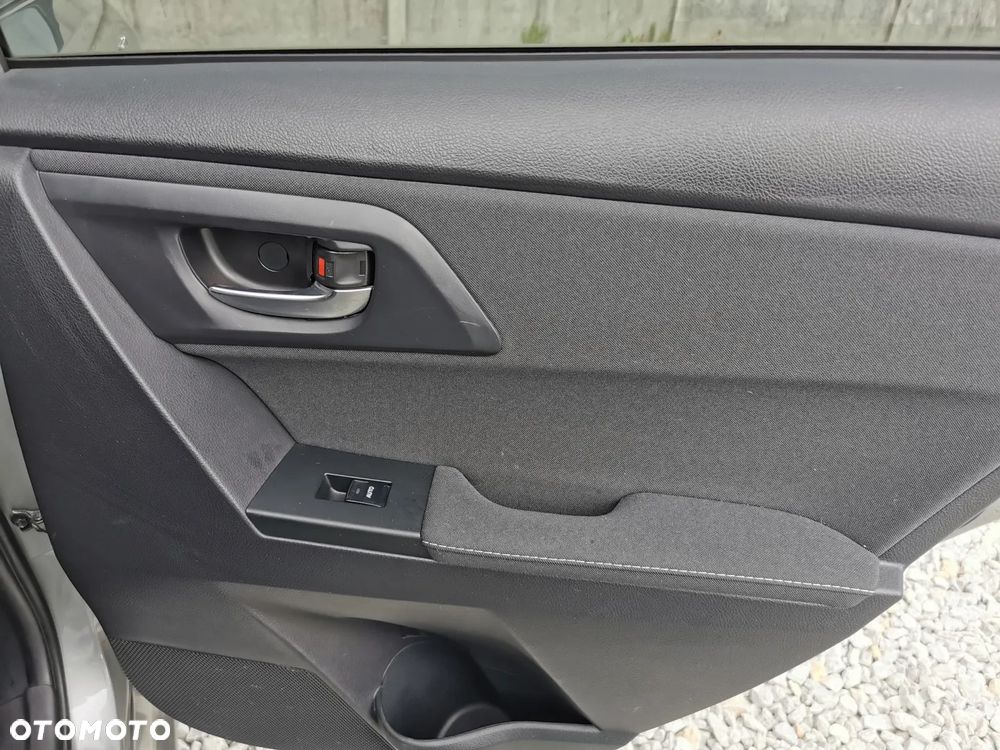 Toyota Auris - 22