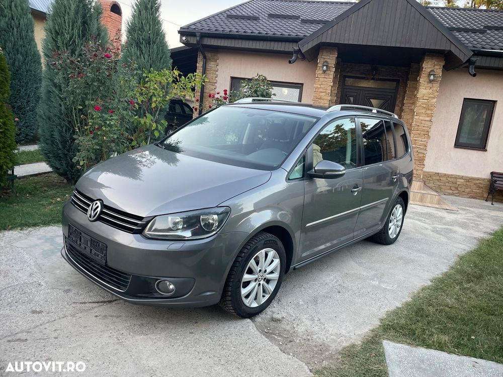 Volkswagen Touran - 10